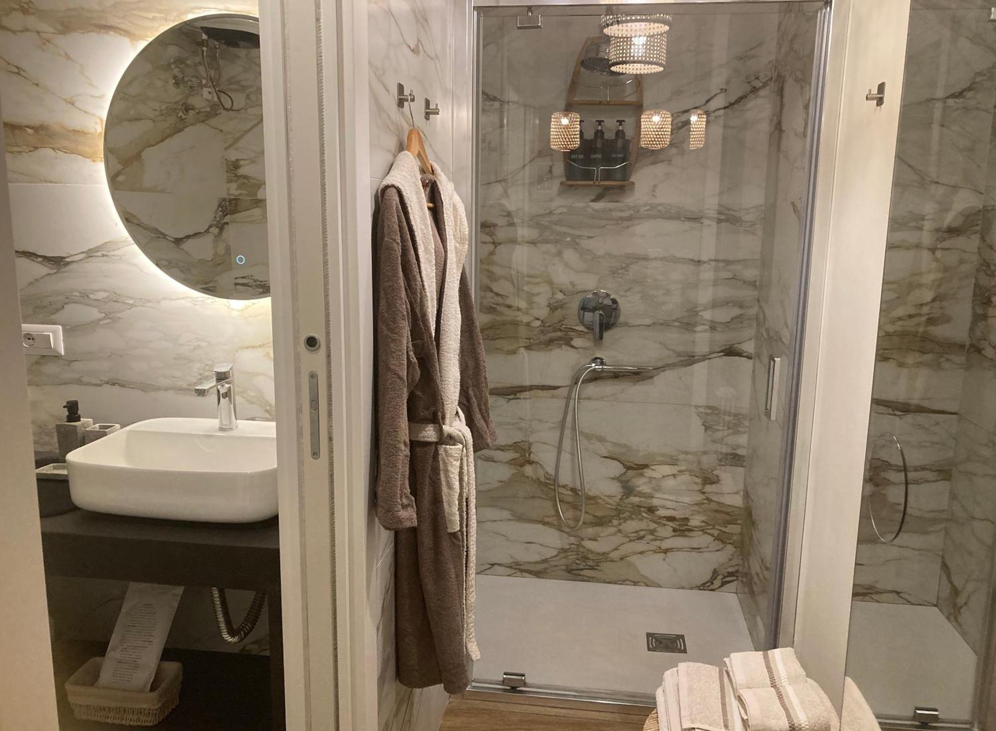 Suite Yenne Cagliari Exterior foto